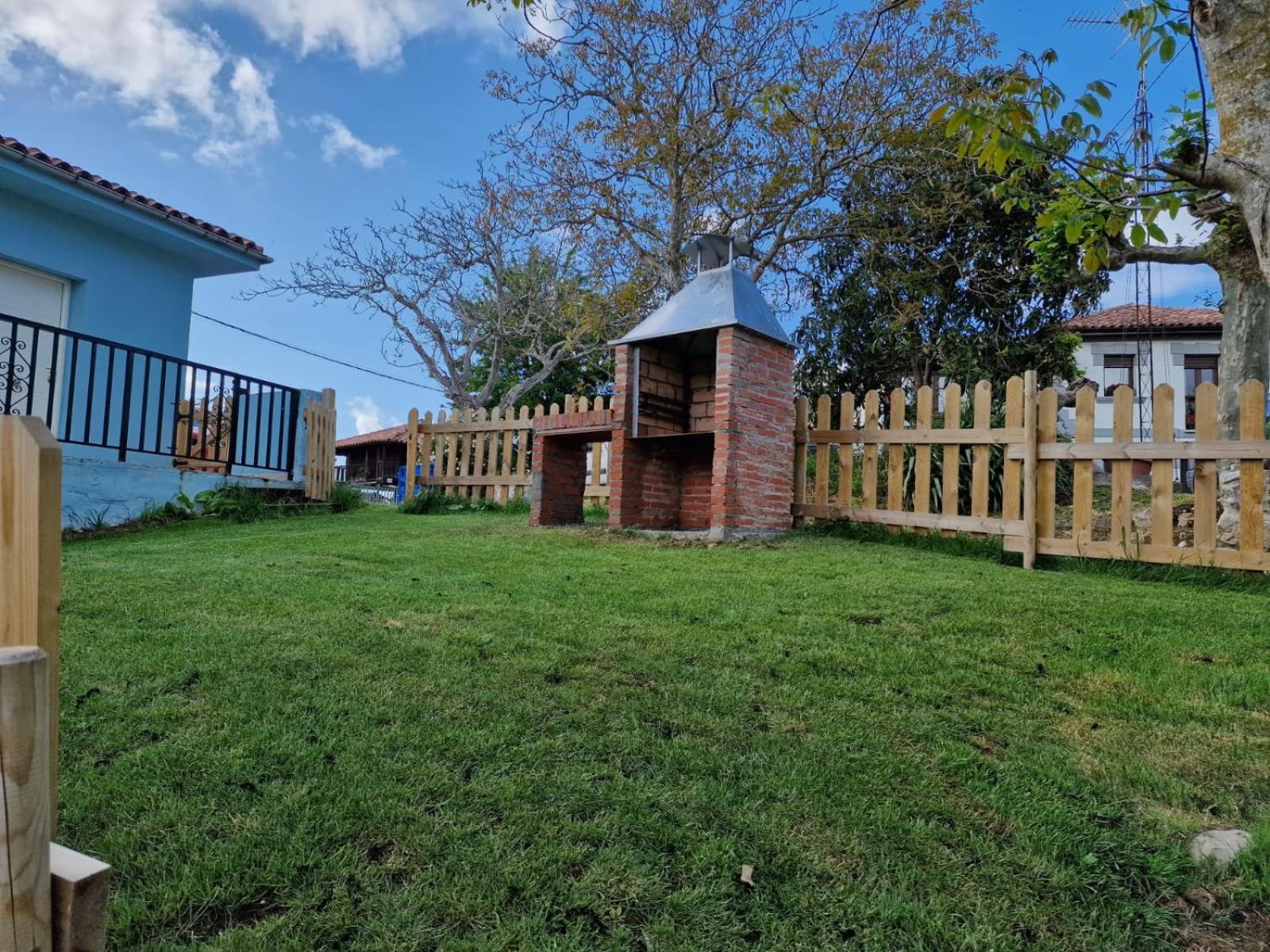 Сasa de vacaciones Casa Con Jardin,barbacoa A 900 Metros De La Playa